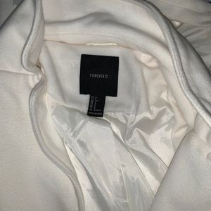 White trench coat from forever 21!